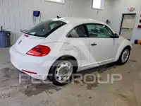 2015 Volkswagen BEETLE photo