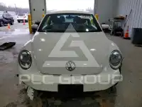 2015 Volkswagen BEETLE photo