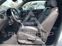 2015 Volkswagen BEETLE photo