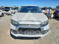 2016 Mitsubishi OUTLANDER фото
