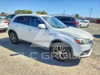 2016 Mitsubishi OUTLANDER фото