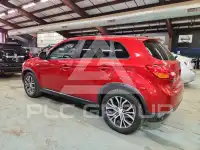 2016 Mitsubishi OUTLANDER фото