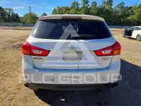 2016 Mitsubishi OUTLANDER photo
