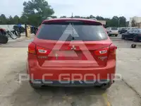 2016 Mitsubishi OUTLANDER фото