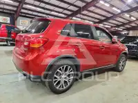 2016 Mitsubishi OUTLANDER фото
