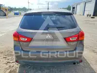 2016 Mitsubishi OUTLANDER фото