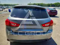 2016 Mitsubishi OUTLANDER фото