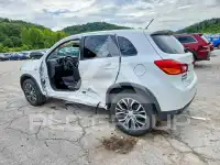2016 Mitsubishi OUTLANDER фото