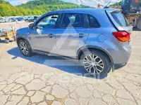 2016 Mitsubishi OUTLANDER фото