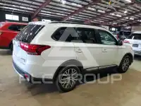2016 Mitsubishi OUTLANDER фото