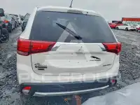2016 Mitsubishi OUTLANDER фото