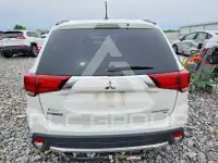 2016 Mitsubishi OUTLANDER photo