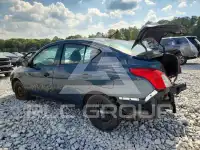 2016 Nissan VERSA photo