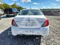 2016 Nissan VERSA фото