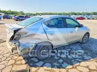 2016 Nissan VERSA фото