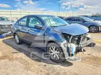 2016 Nissan VERSA photo