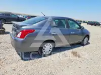 2016 Nissan VERSA photo