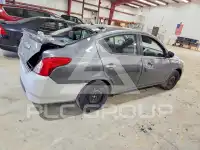 2016 Nissan VERSA photo