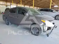 2016 Nissan VERSA photo
