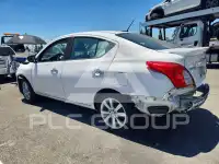 2016 Nissan VERSA photo