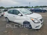 2016 Nissan VERSA photo