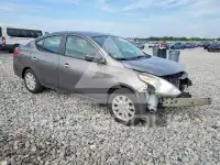 2016 Nissan VERSA photo