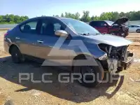 2016 Nissan VERSA photo
