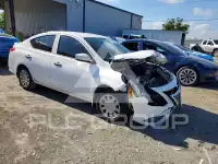 2016 Nissan VERSA photo