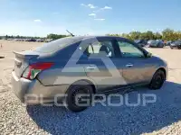 2016 Nissan VERSA photo