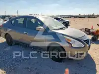 2016 Nissan VERSA photo