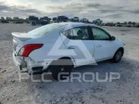 2016 Nissan VERSA фото