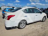 2016 Nissan VERSA photo