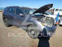 2016 Nissan ROGUE photo