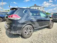 2016 Nissan ROGUE photo