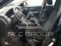 2016 Nissan ROGUE photo