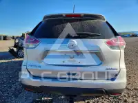 2016 Nissan ROGUE photo