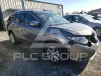 2016 Nissan ROGUE photo