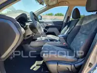 2016 Nissan ROGUE photo
