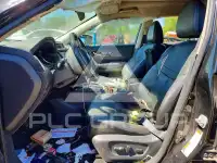 2016 Nissan ROGUE photo