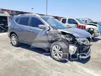 2016 Nissan ROGUE photo