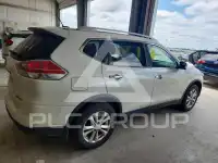 2016 Nissan ROGUE photo