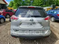 2016 Nissan ROGUE photo