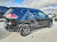2016 Nissan ROGUE photo