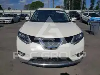 2016 Nissan ROGUE photo