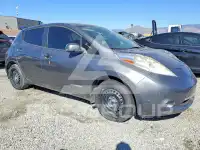 2016 Nissan LEAF photo