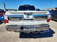 2016 Nissan TITAN фото