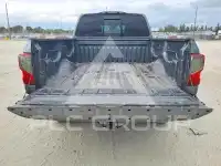 2016 Nissan TITAN фото