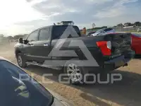 2016 Nissan TITAN фото