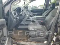 2016 Nissan TITAN photo