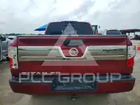 2016 Nissan TITAN photo